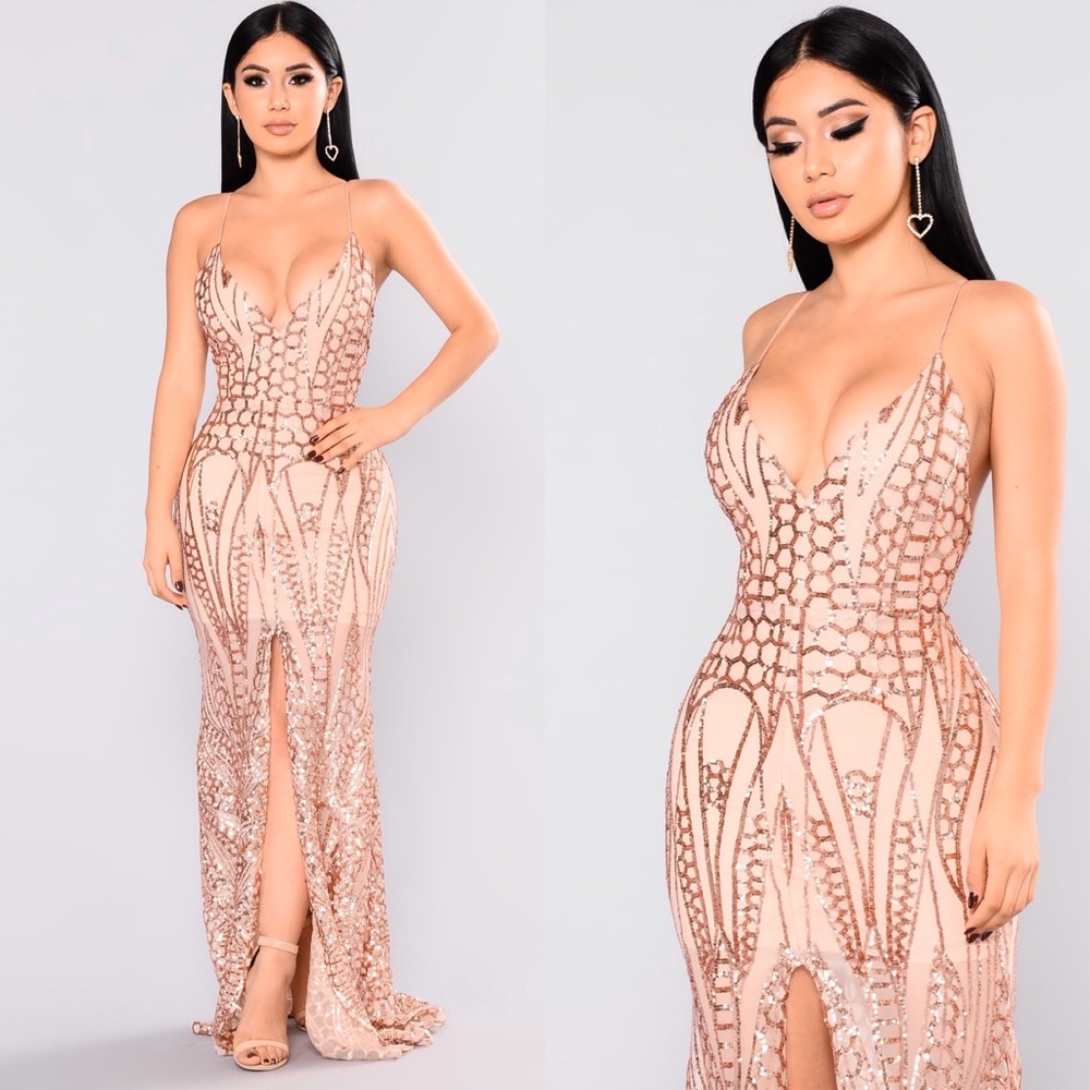 Fashion Nova - All Over the World Sequin Dress